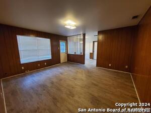Foto del edificio - 7419 Castle Trail Dr