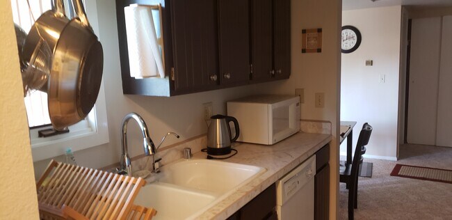 Foto del edificio - 7301 Huntsmen Cir