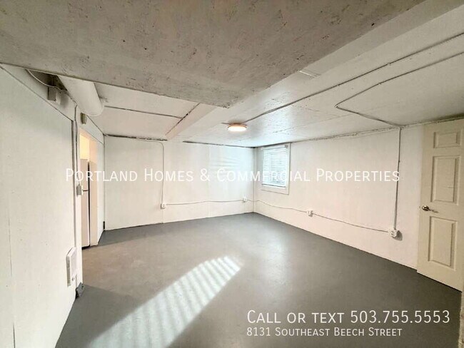 Foto del edificio - 8131 SE Beech Ave