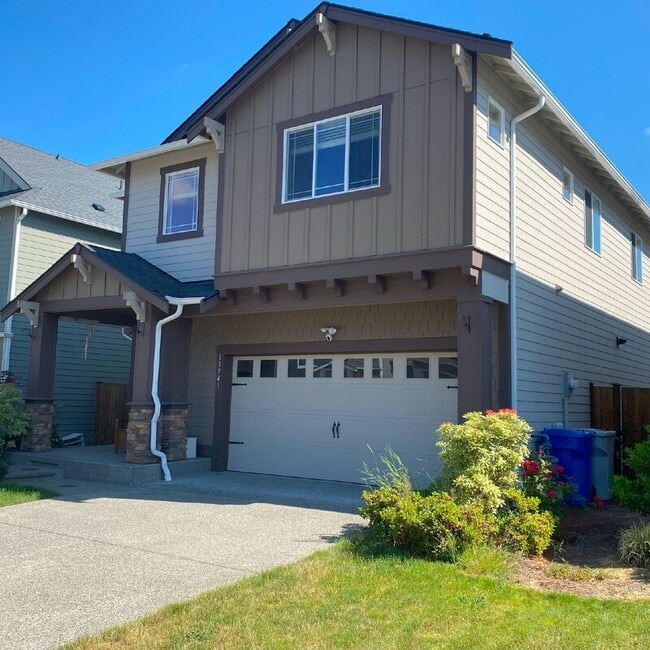Building Photo - 13741 SE 184th Pl