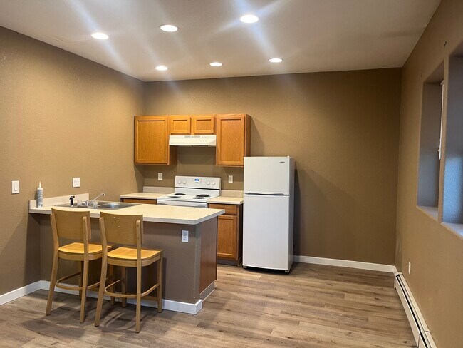 Foto del edificio - 221 S Washington St