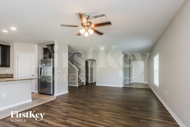 Foto del edificio - 15413 Auburn Woods Ln