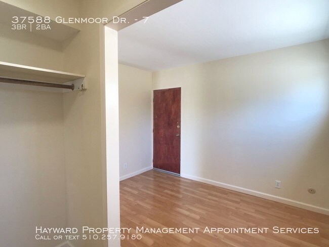 Foto del edificio - 37588 Glenmoor Dr