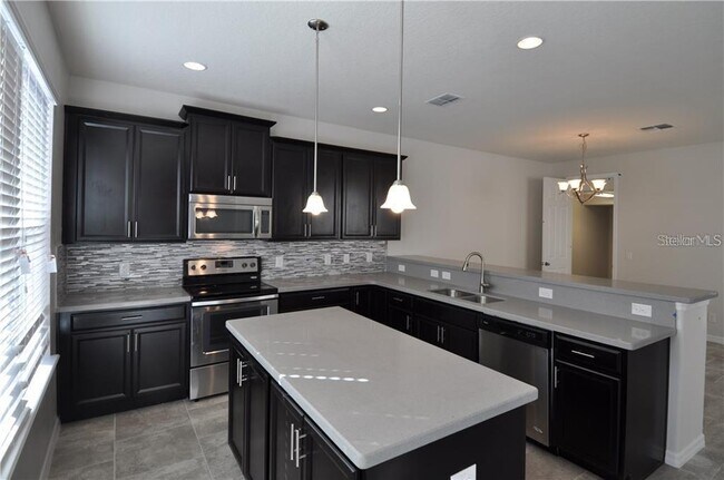 Building Photo - 8410 Iron Mountain Trail