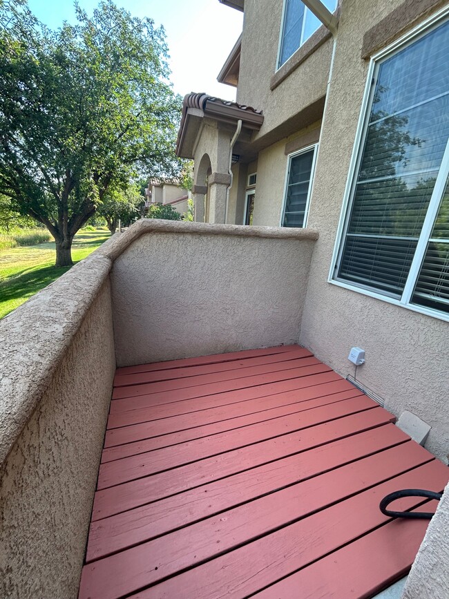 Building Photo - 1432 Courtyard Heights