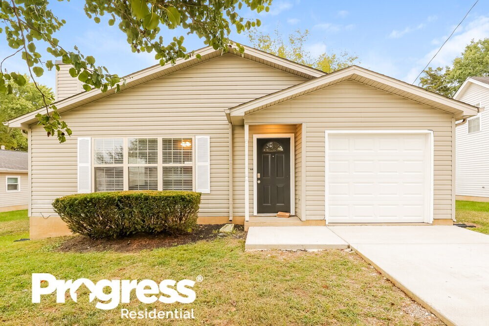 Foto principal - 426 Cedar Park Cir