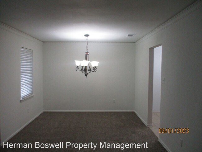 Building Photo - 3 br, 2 bath House - 212 Hallbrook Dr