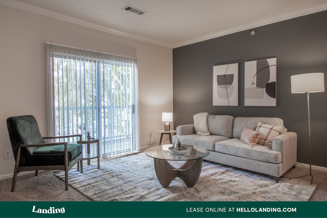 Foto principal - 2500 Aventura Dr