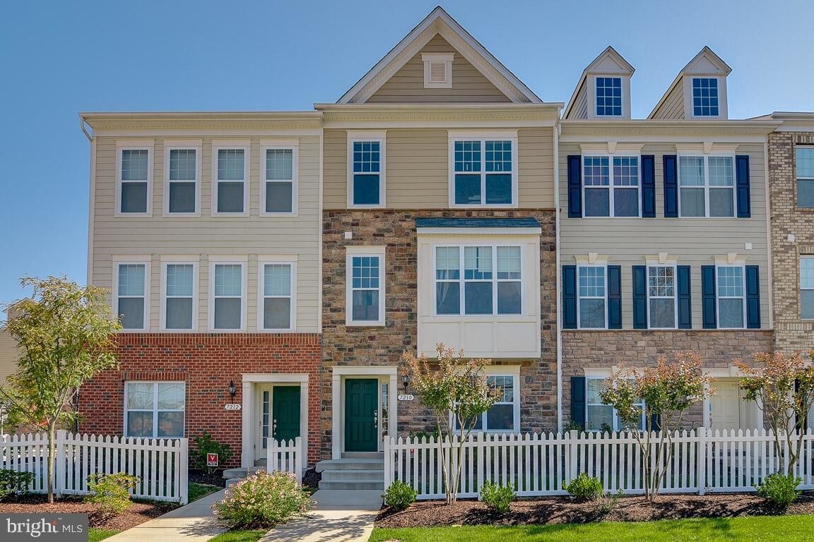 7210 Wood Meadow Way, Lanham, MD 20706 Townhome Rentals in Lanham MD