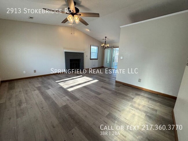 Building Photo - Beautiful 3 Bed, 2 Bath Home with Large 3-...