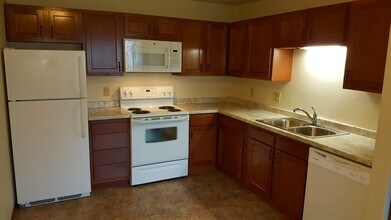 Marshfield Columns photo'