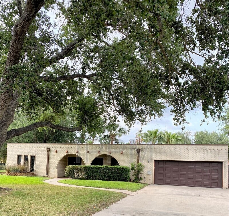 Primary Photo - 5116 Grande Cir