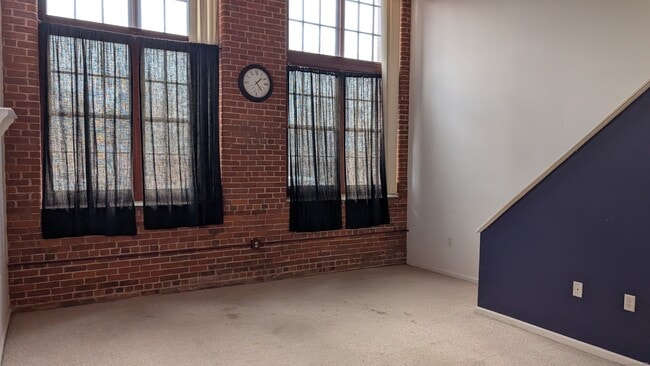 Foto del edificio - 839 Main St