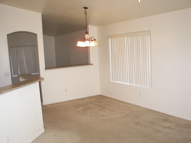 Foto del edificio - Alta Mesa Gated Community - Community Pool & Spa