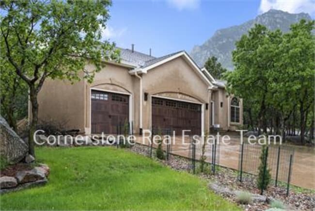 Building Photo - 355 Paisley Dr