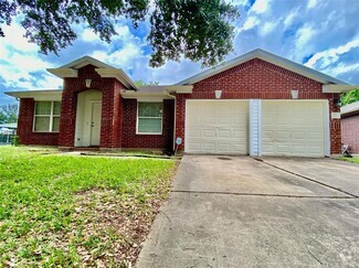 Building Photo - 20334 Linden Tree Dr