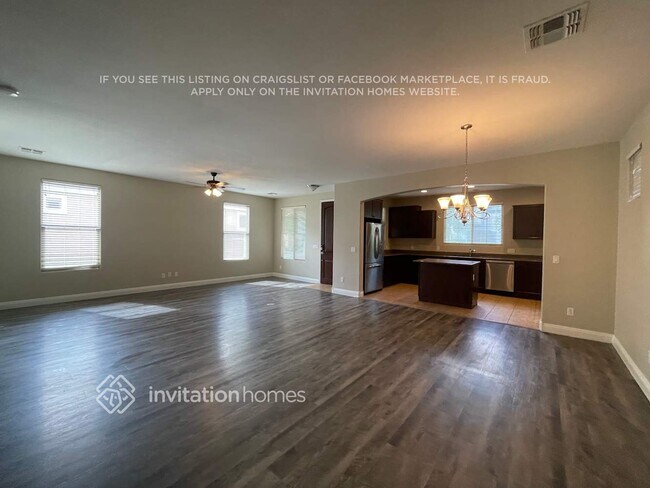 Foto del edificio - 3483 E Sheffield Rd