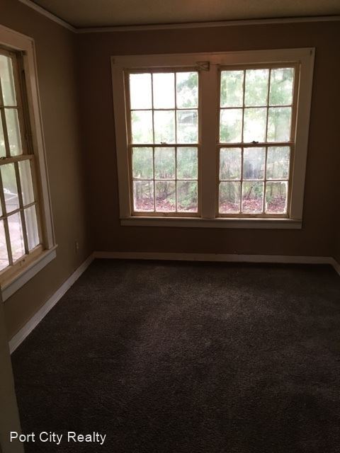 Foto del edificio - 2 br, 1 bath House - 5631 Fairfax Ave