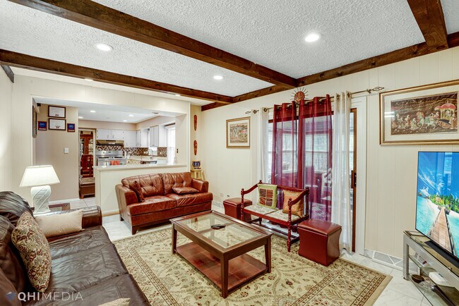 Foto del edificio - 911 Knightsbridge Ln