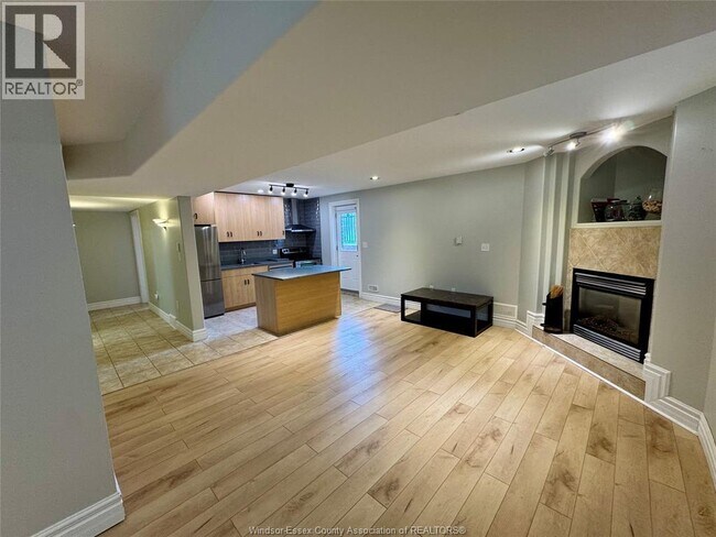 Photo du bâtiment - 4642 Brunswick Ave