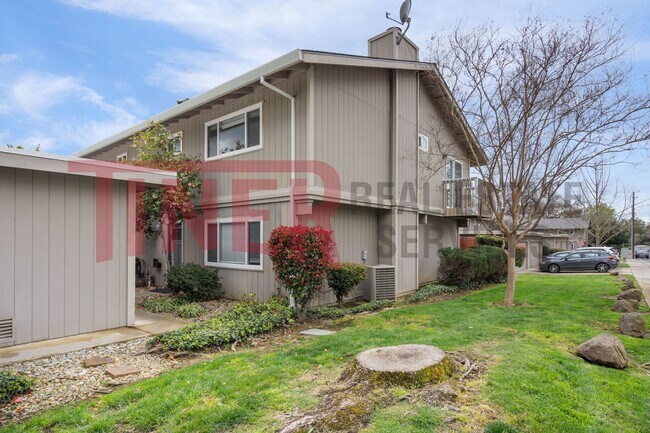 Building Photo - 7434 Ranch Ave