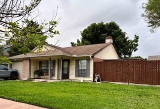 Building Photo - 2510 Silver Cypress Dr