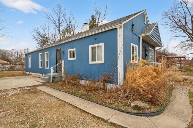 Building Photo - 3610 N Emerson Ave