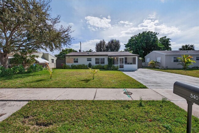 Foto del edificio - 540 NE 59th Ct