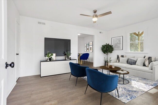 Building Photo - 3222 Meadowood Trail