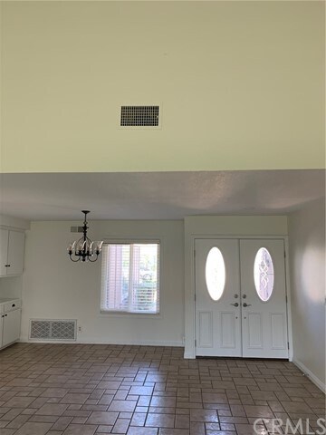 Building Photo - 2536 E Hilda Pl