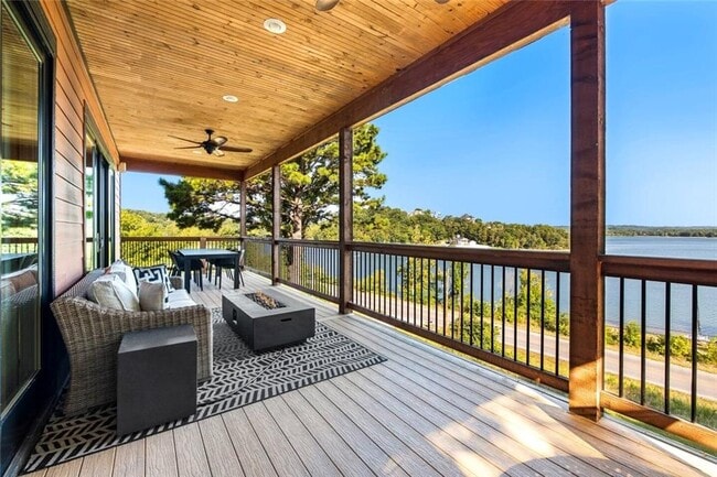 Building Photo - 16217 AR-12