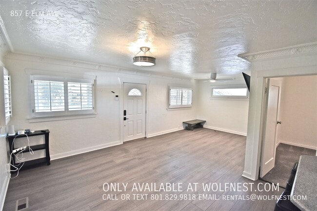 Building Photo - 857 Elm Ave