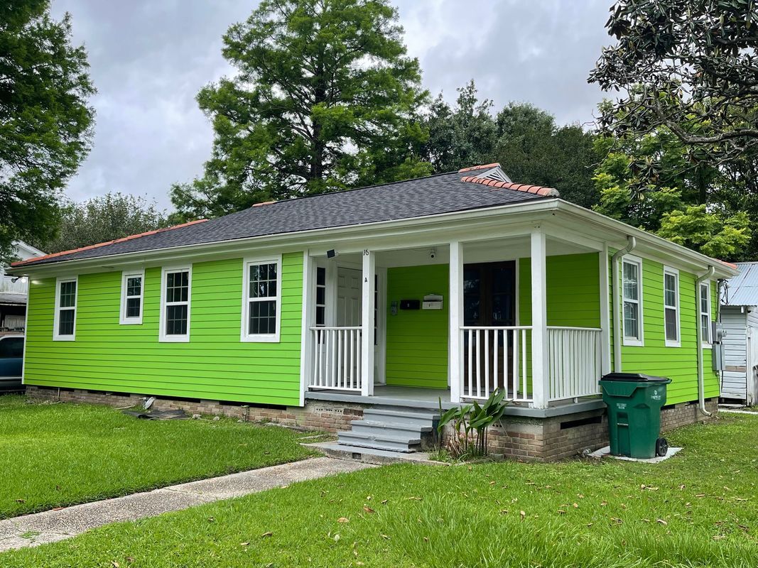 Foto principal - 16 Hawkins Ave