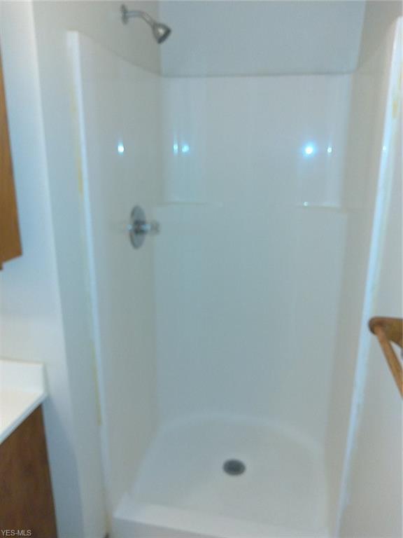 Building Photo - 6083 Applecrest Ct