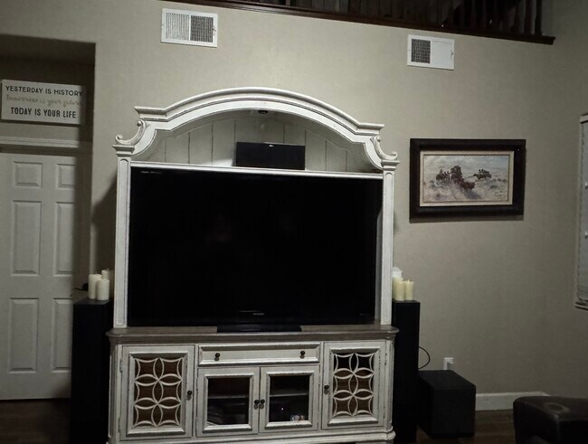 Foto del edificio - 3212 N Glacier Way