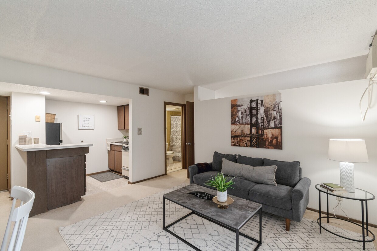 Foto principal - 135 Dotson Dr
