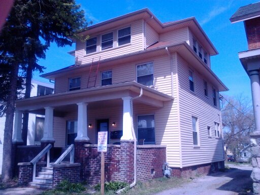 Foto del edificio - 414 Perrin St