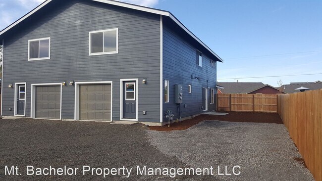 Foto del edificio - 3 br, 2.5 bath House - 1144 NW 19th St.