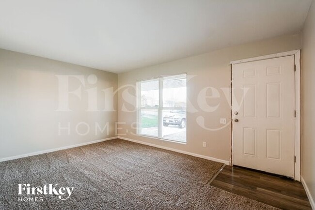 Building Photo - 15 E Ofallon Dr