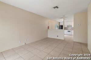 Foto del edificio - 1523 Noble Oak Dr