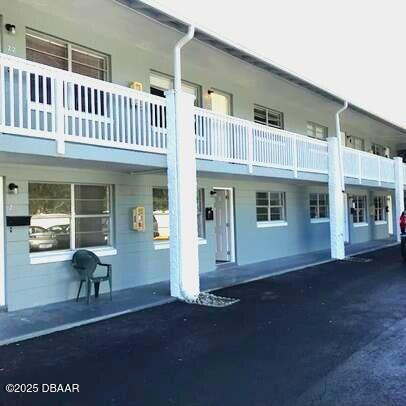 Foto del edificio - 1830 S Palmetto Ave