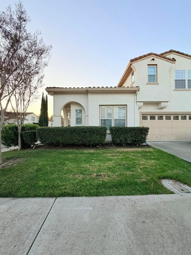 Building Photo - 4150 Munoz Ct