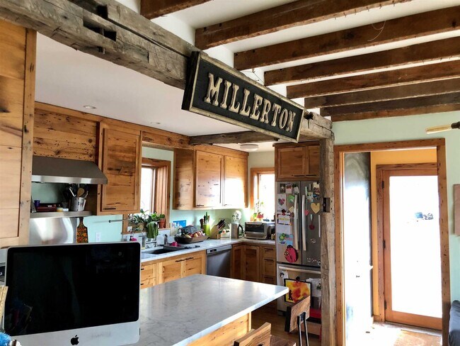 Foto del edificio - 8 CHURCH St