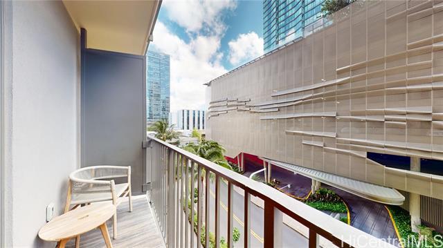 Foto del edificio - 987 Queen St