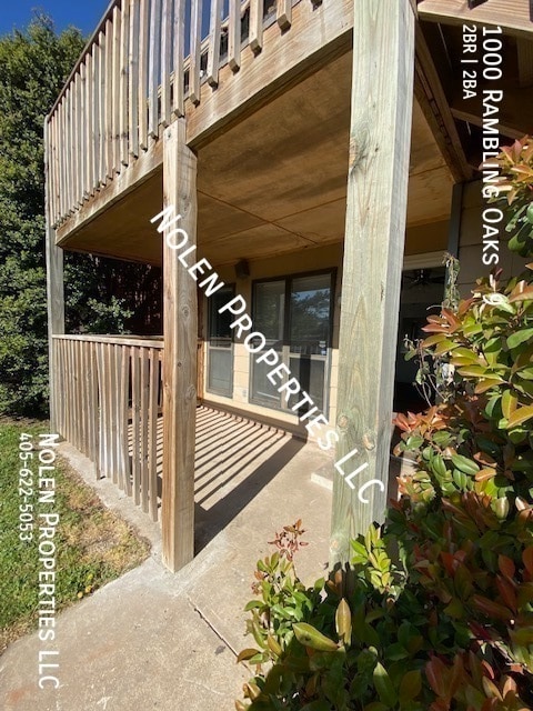 Primary Photo - 1000 Rambling Oaks Dr