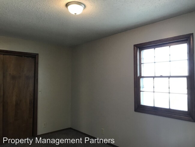 Building Photo - 4 br, 2 bath House - 605 N Andover Rd