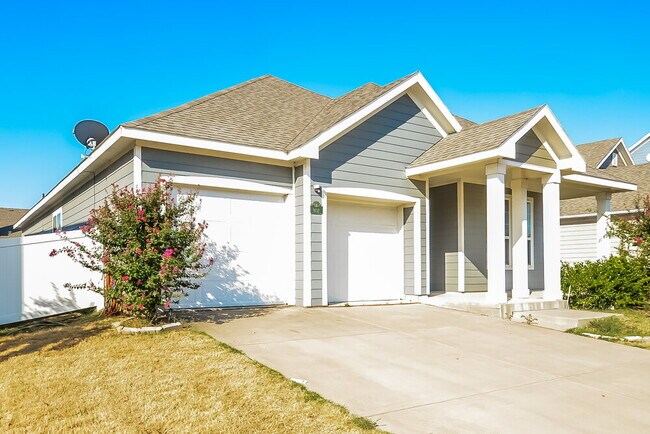 Foto del edificio - 9152 Blackstone Dr