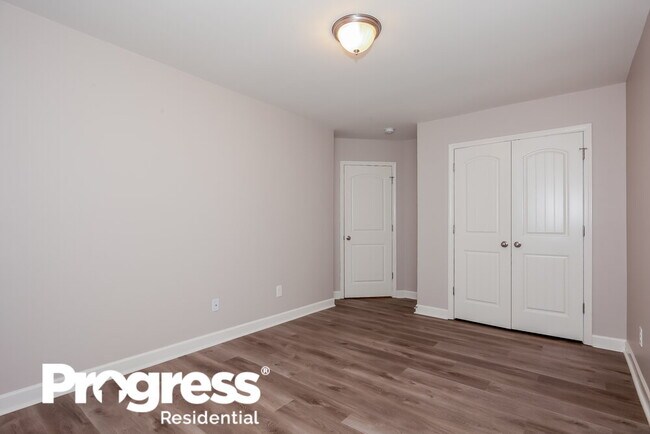 Foto del edificio - 7017 Hopkins Street