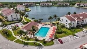Foto principal - 4492 NE Ocean Blvd