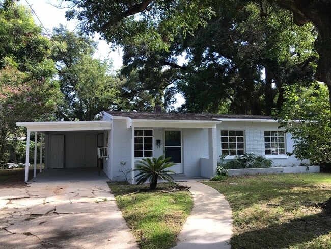 Building Photo - 21 Norwood Dr. Pensacola Fl 32506 January ...